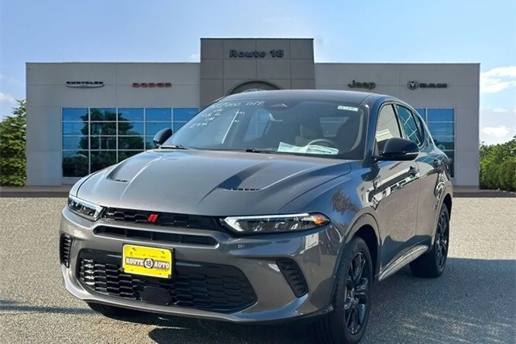 2024 Dodge Hornet R/T photo 1
