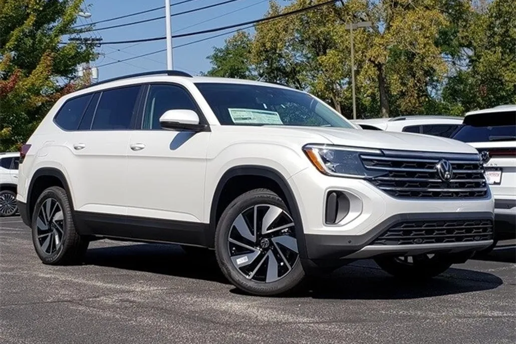 2026 Volkswagen Atlas SE Technology photo 1