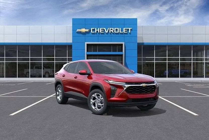 2026 Chevrolet Trax LS photo 1