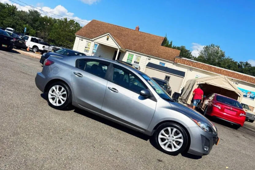 2011 Mazda Mazda3 s Grand Touring photo 1