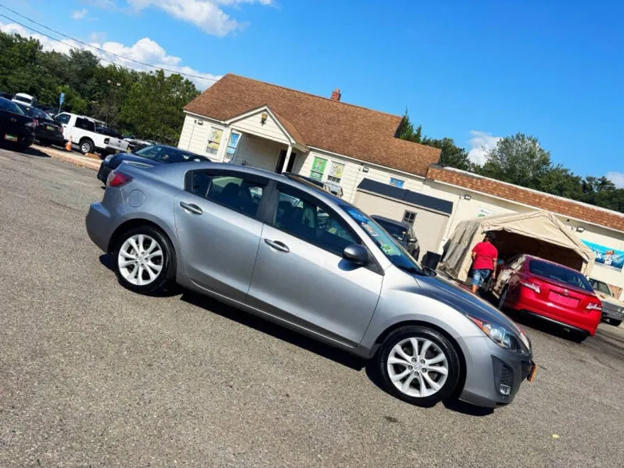 2011 Mazda Mazda3 s Grand Touring photo 1