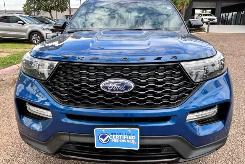 2020 Ford Explorer ST photo 1