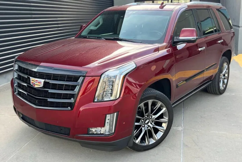 2020 Cadillac Escalade Premium Luxury photo 1