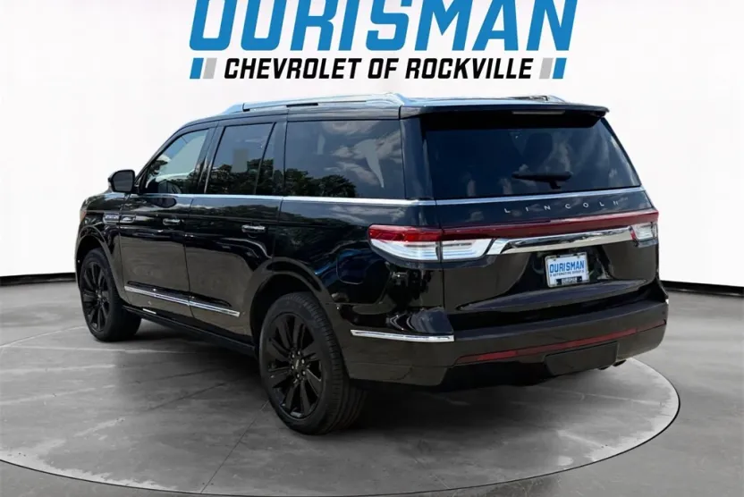 2024 Lincoln Navigator Reserve photo 1