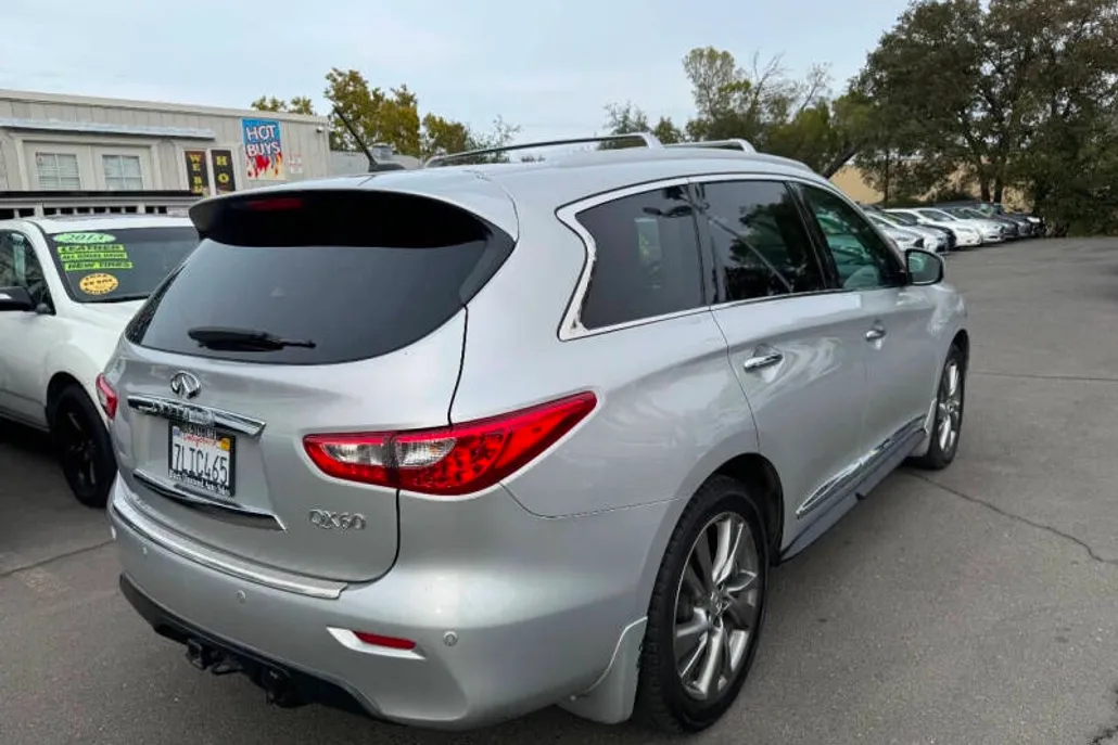 2015 Infiniti QX60 Hybrid photo 1
