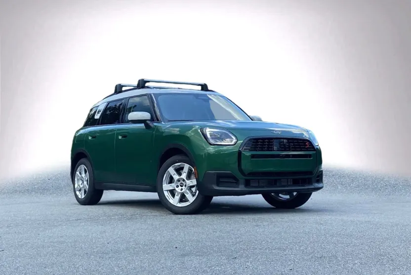 2025 Mini Countryman S ALL4 photo 1
