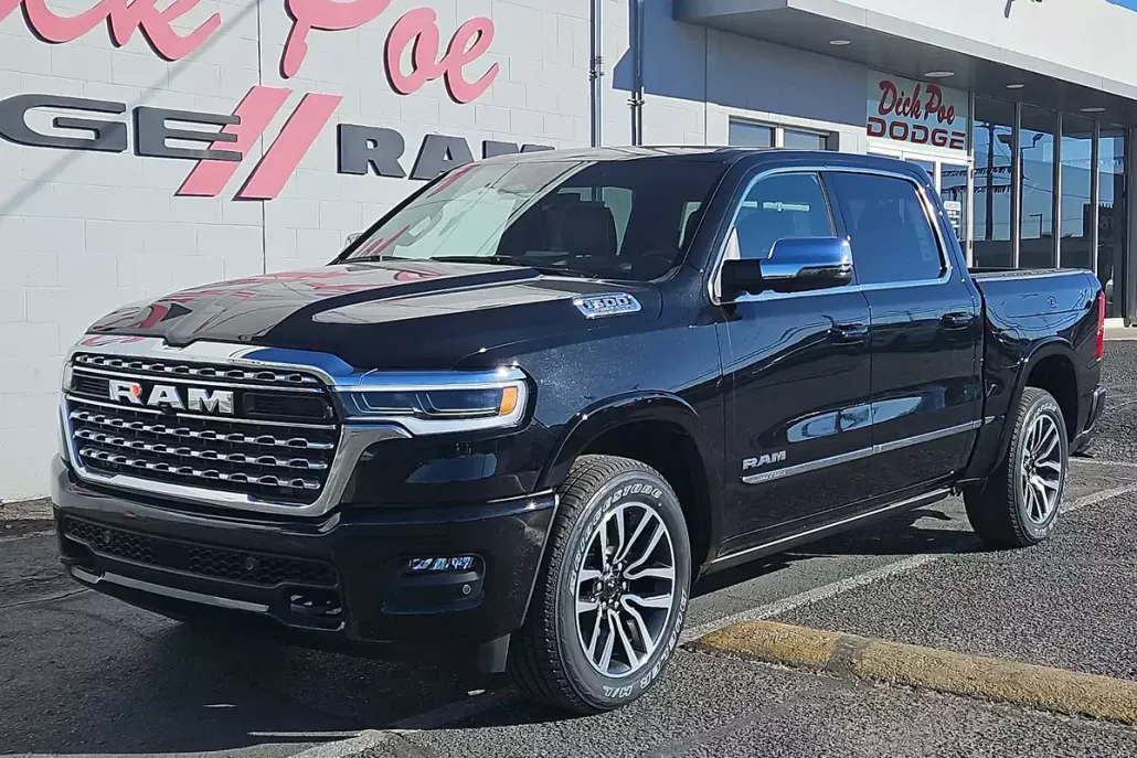 2025 Ram 1500 Limited photo 1