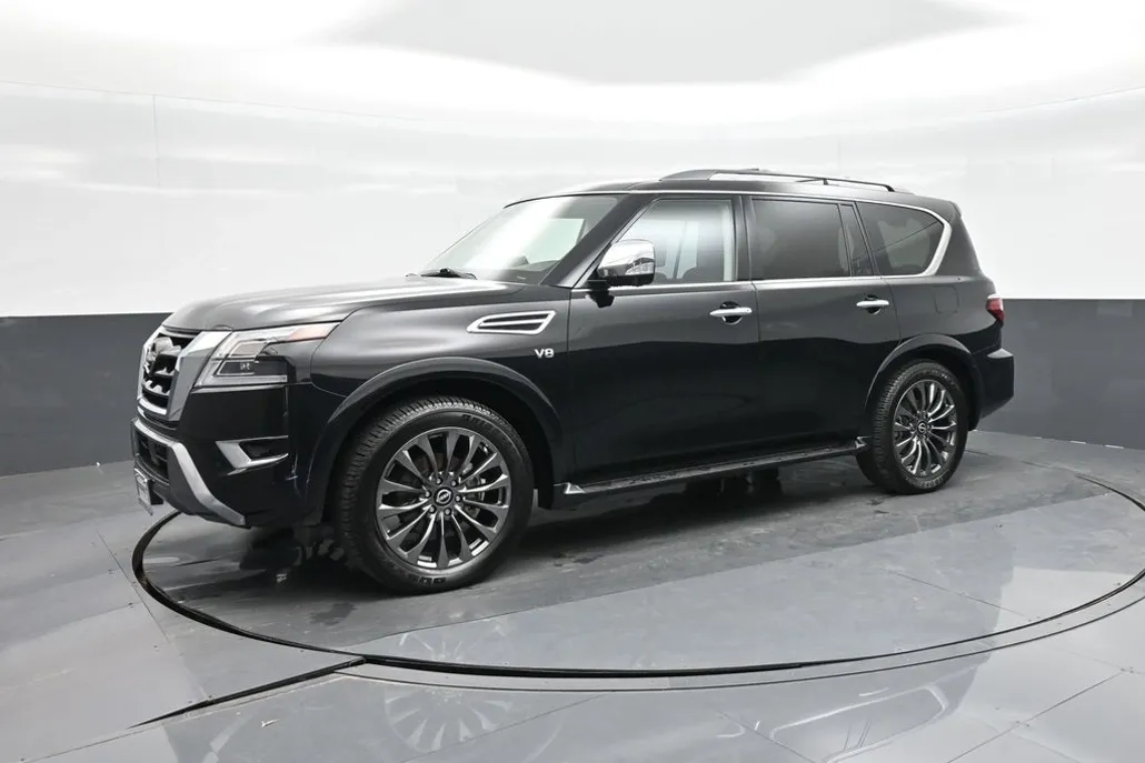 2022 Nissan Armada Platinum photo 1