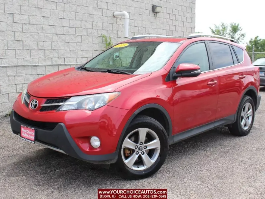 2015 Toyota RAV4 XLE photo 1