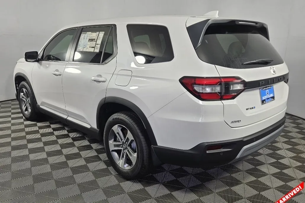 2025 Honda Pilot EX-L photo 1