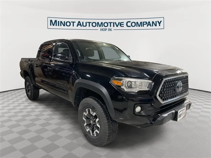 2018 Toyota Tacoma TRD Off-Road photo 1