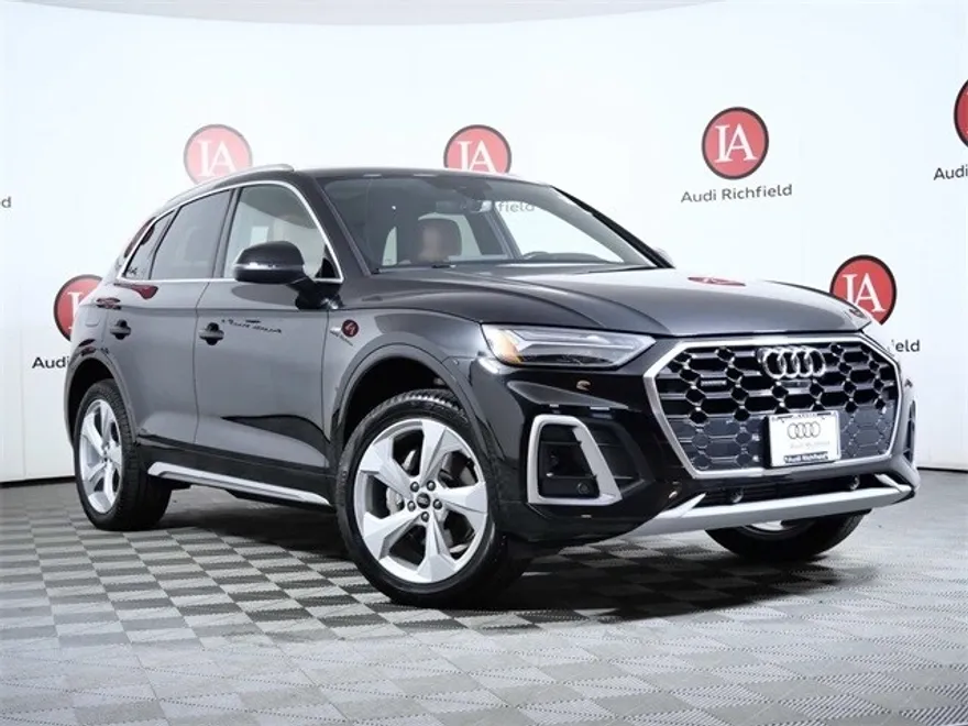 2024 Audi Q5 45 S line Premium photo 1