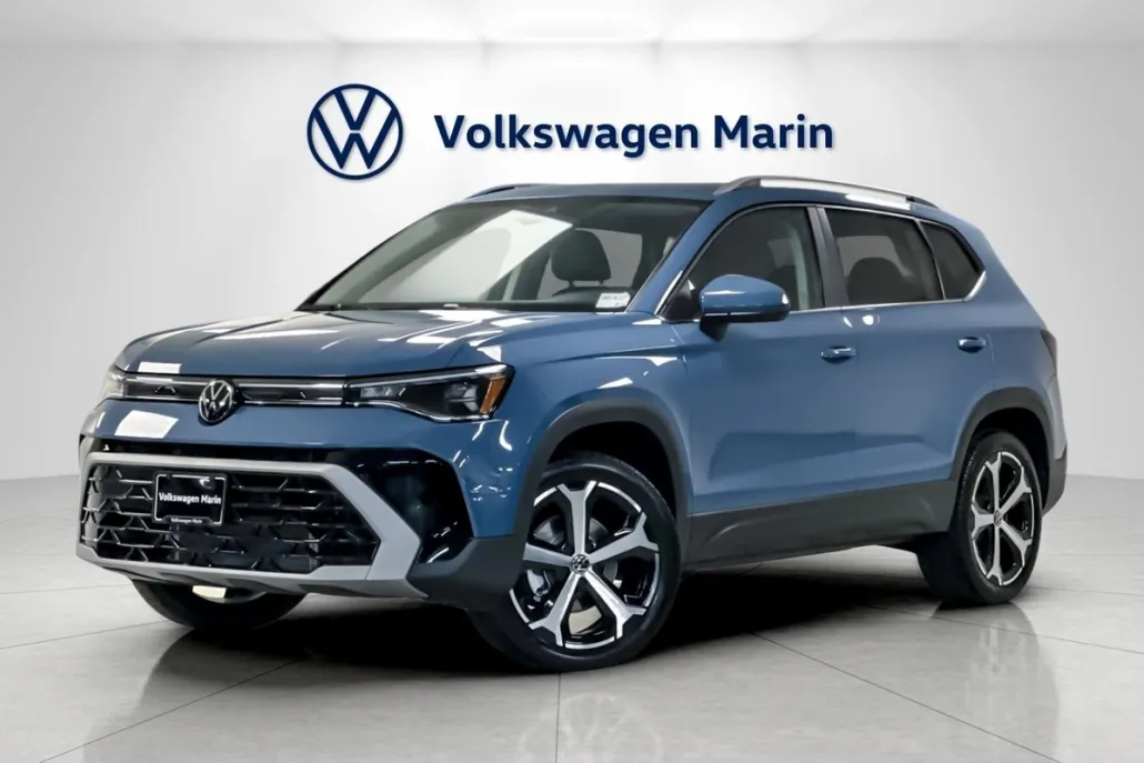2025 Volkswagen Taos SEL photo 1