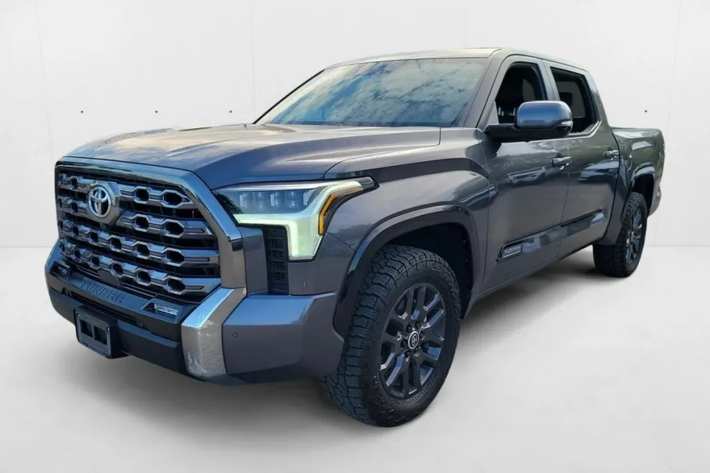 2024 Toyota Tundra Platinum photo 1