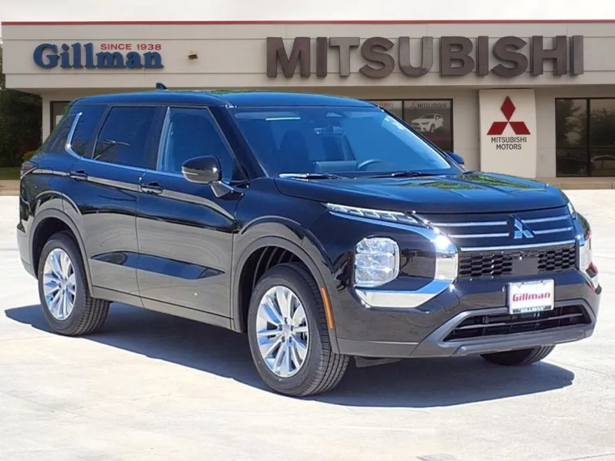 2025 Mitsubishi Outlander ES photo 1