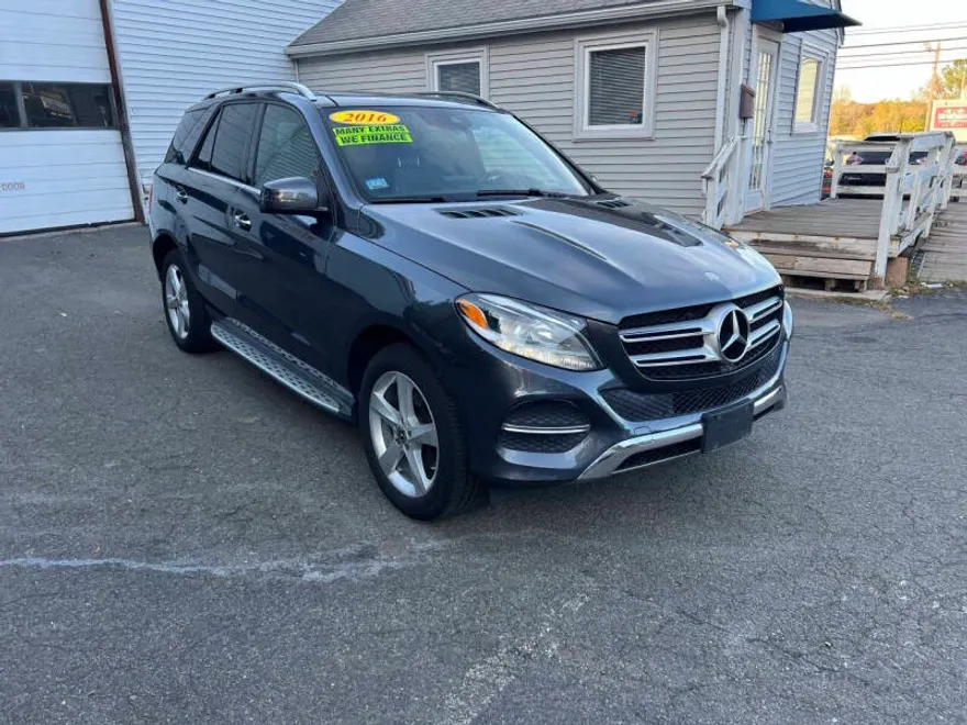 2016 Mercedes Benz GLE 350 4MATIC photo 1