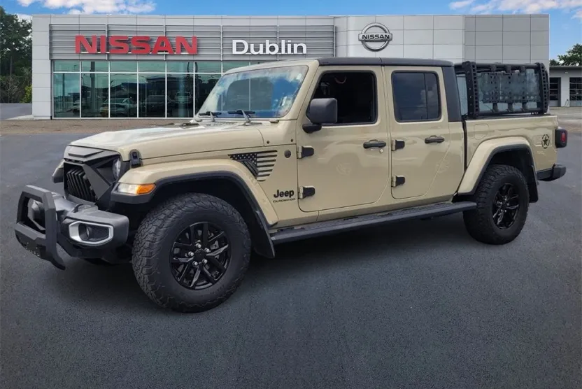 2022 Jeep Gladiator Sport S photo 1
