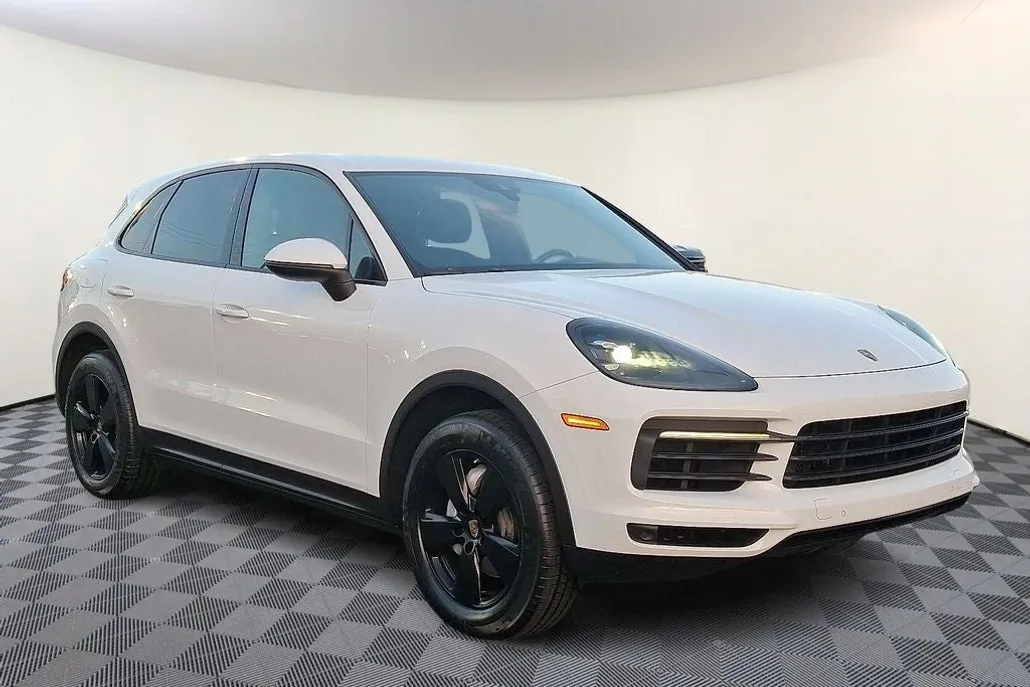 2019 Porsche Cayenne Base photo 1