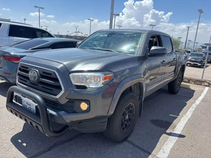 2019 Toyota Tacoma SR5 V6 Double Cab photo 1