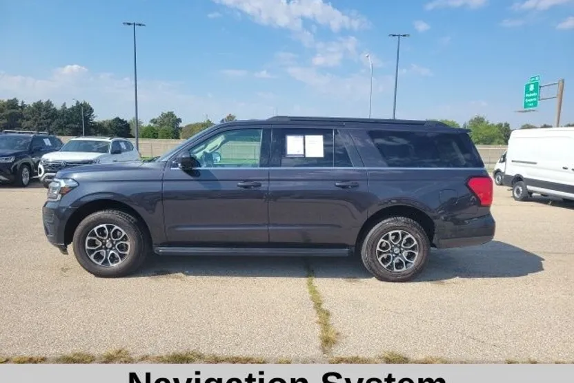 2024 Ford Expedition MAX XLT photo 1