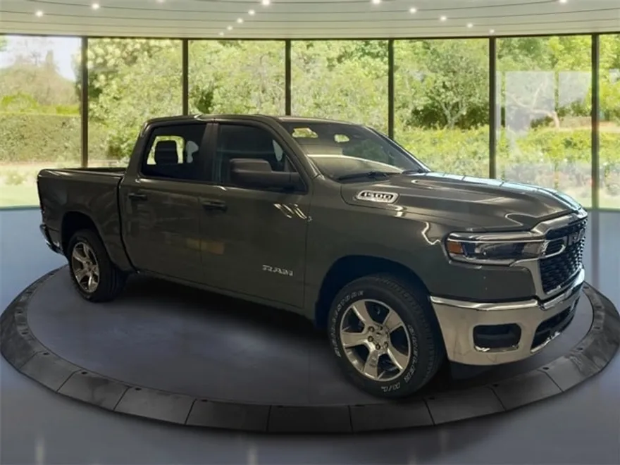 2026 Ram 1500 Tradesman photo 1