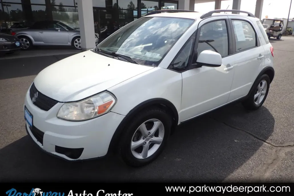 2008 Suzuki SX4 photo 1