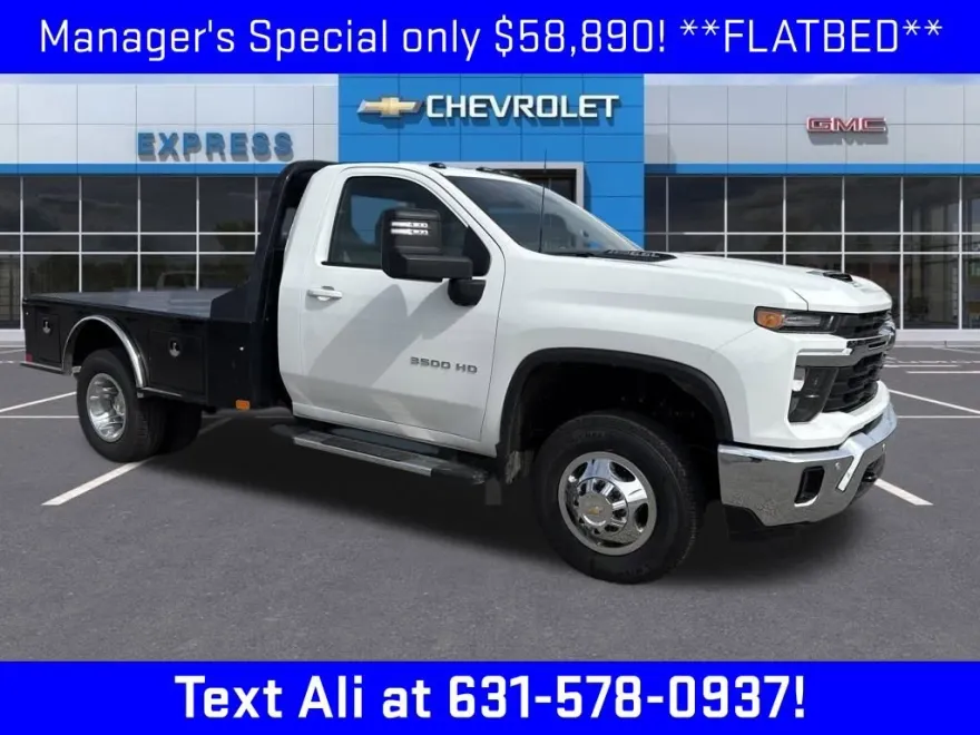 2025 Chevrolet Silverado 3500HD LT photo 1