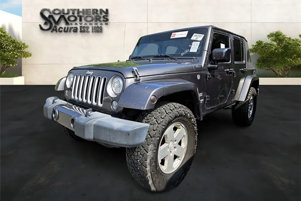 2017 Jeep Wrangler Unlimited Sahara photo 1