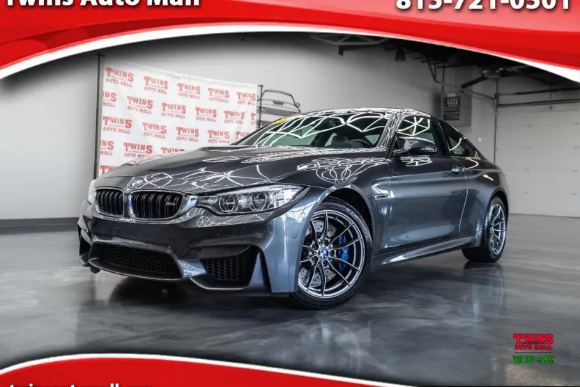 2015 Bmw M4 Coupe photo 1