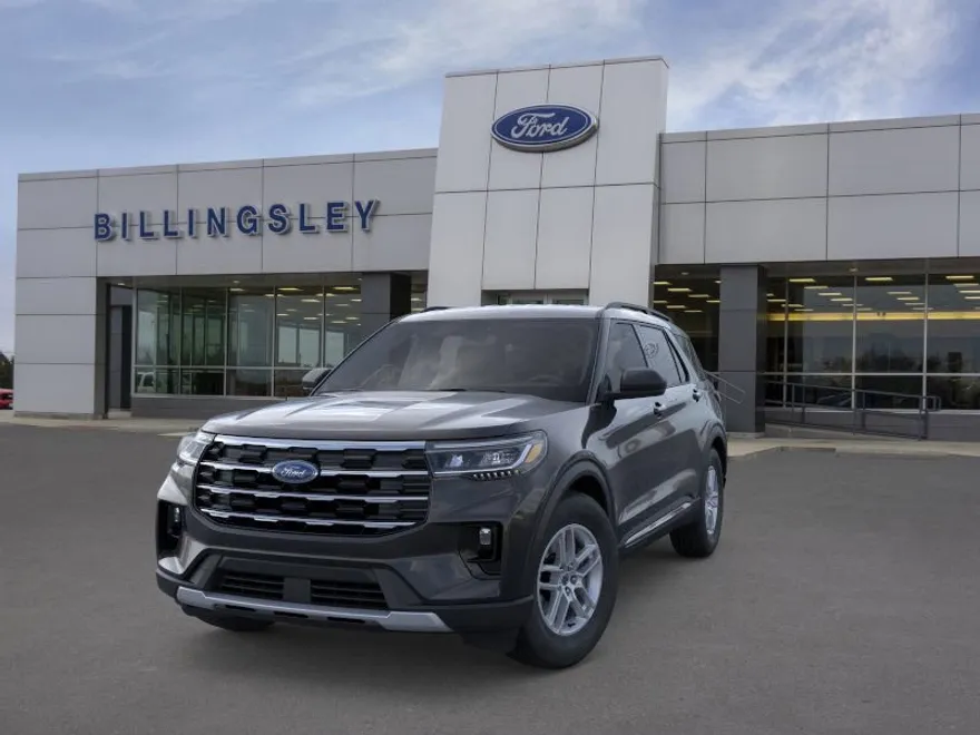 2025 Ford Explorer photo 1