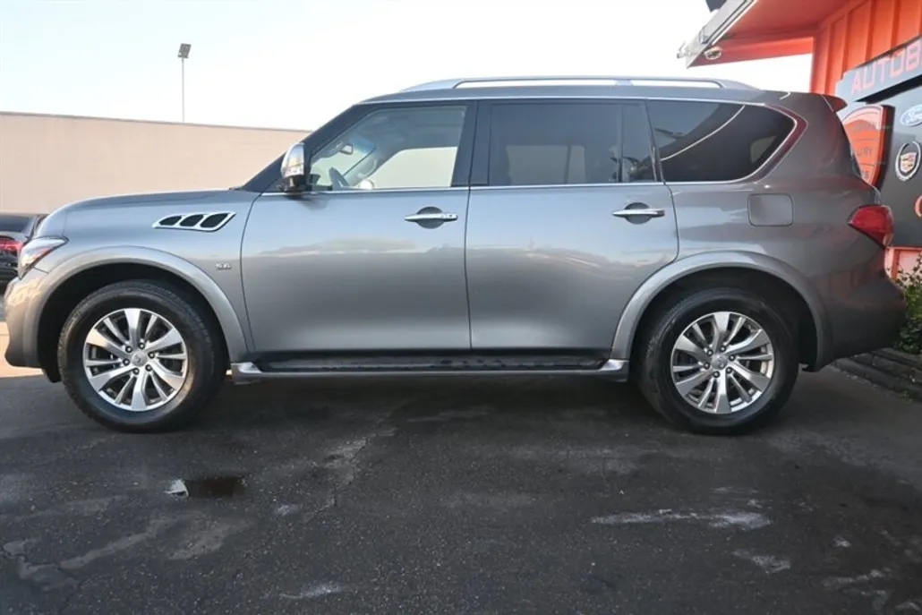 2016 Infiniti QX80 photo 1