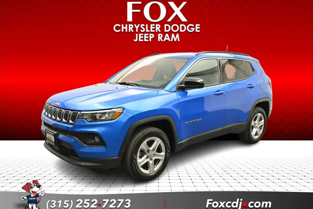 2023 Jeep Compass Latitude photo 1