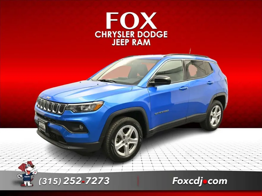 2023 Jeep Compass Latitude photo 1