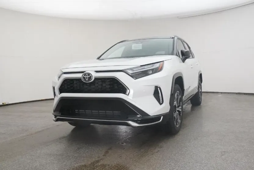 2025 Toyota RAV4 Prime XSE Premium photo 1