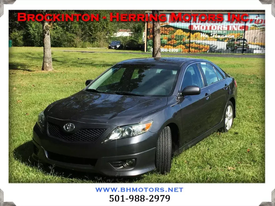2011 Toyota Camry V6 photo 1
