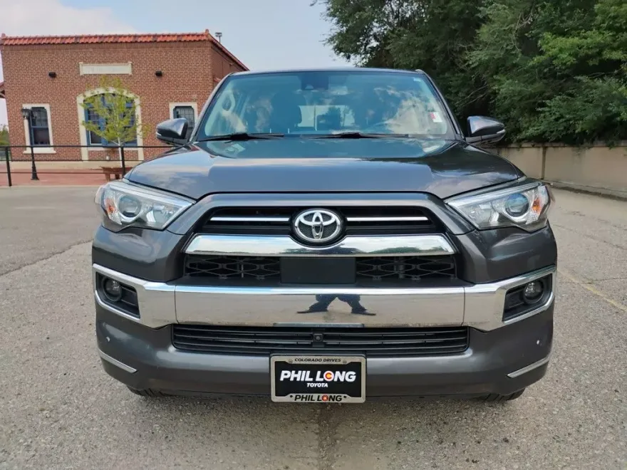2023 Toyota 4Runner Limited photo 1