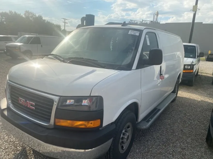 2023 Gmc Savana Cargo 2500 photo 1