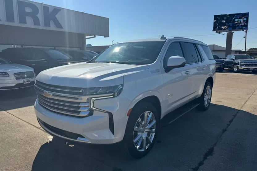 2021 Chevrolet Tahoe High Country photo 1