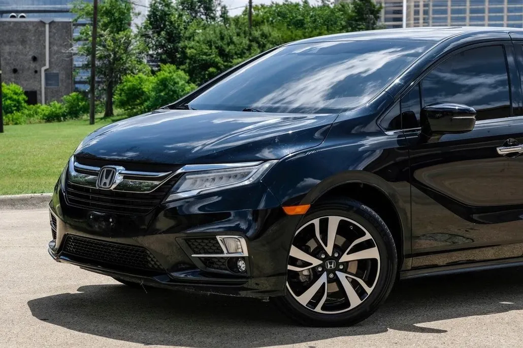 2019 Honda Odyssey Elite photo 1