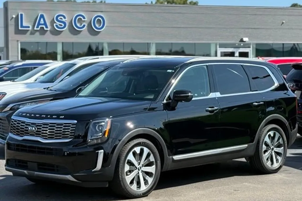 2020 Kia Telluride S photo 1