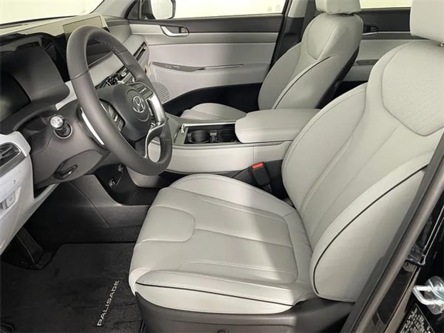 2025 Hyundai Palisade SEL photo 1