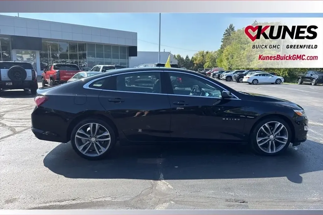 2024 Chevrolet Malibu Premier 2LT photo 1