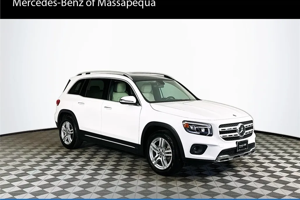 2022 Mercedes Benz GLB 250 photo 1