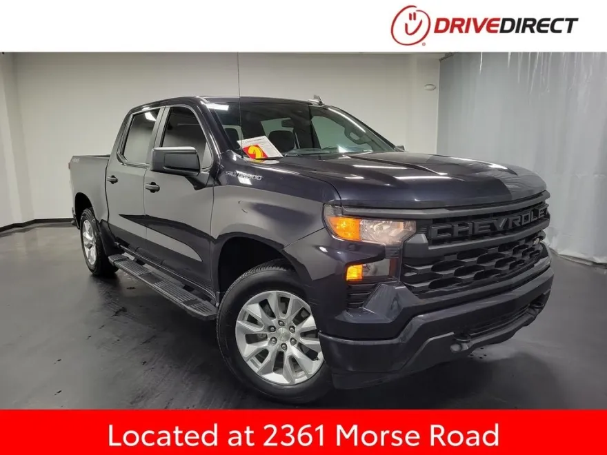 2023 Chevrolet Silverado 1500 Custom photo 1