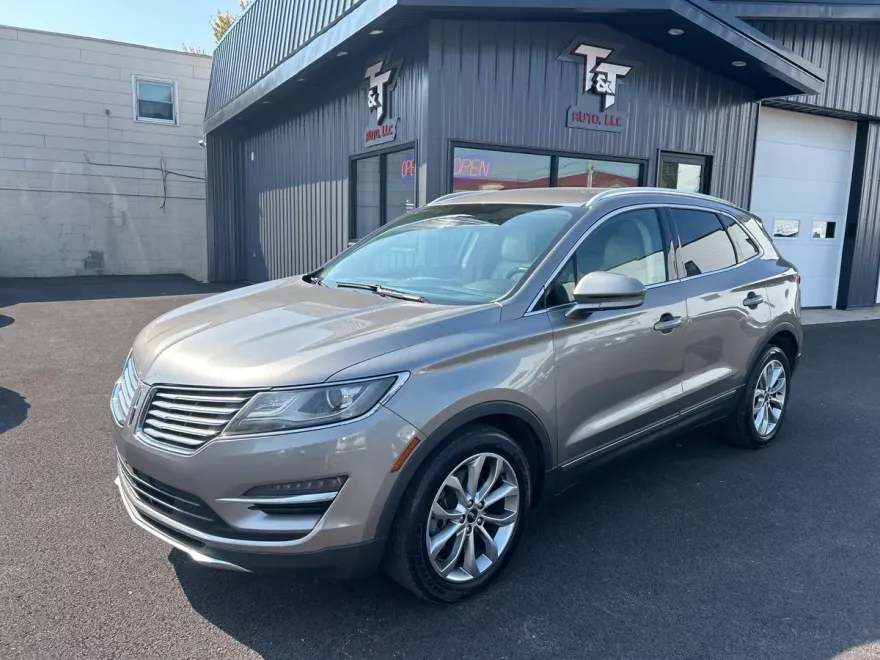 2017 Lincoln MKC Select photo 1