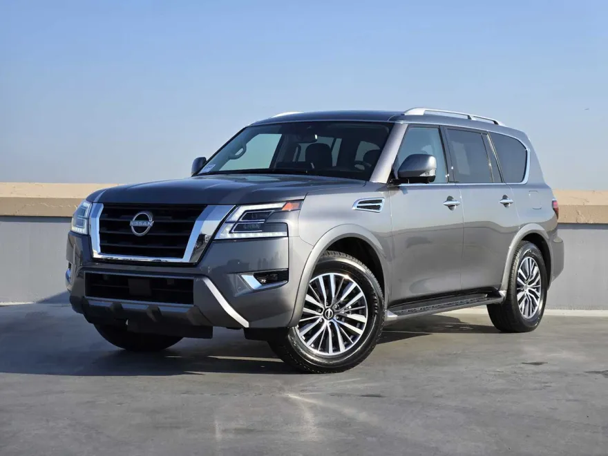 2024 Nissan Armada SL photo 1
