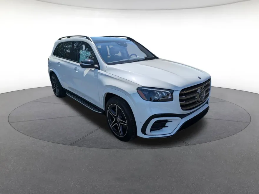 2026 Mercedes Benz GLS 450 4MATIC photo 1