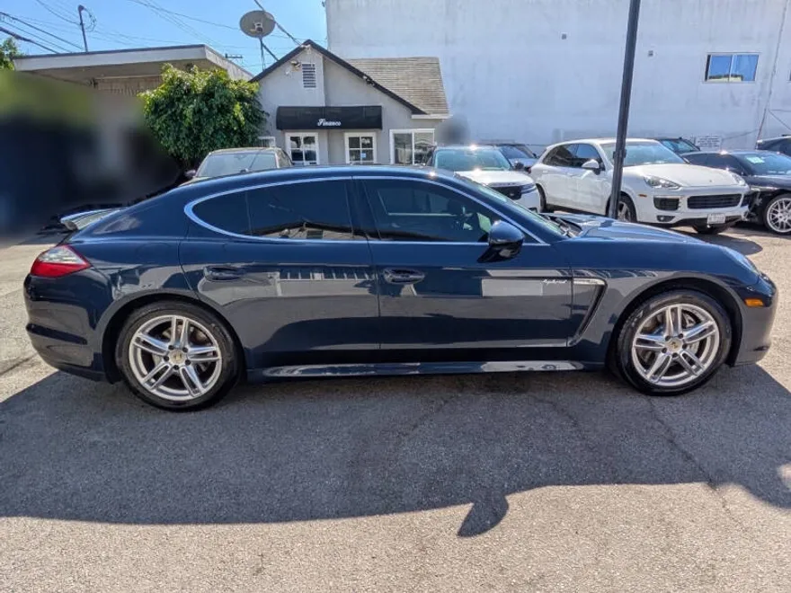 2012 Porsche Panamera S Hybrid photo 1
