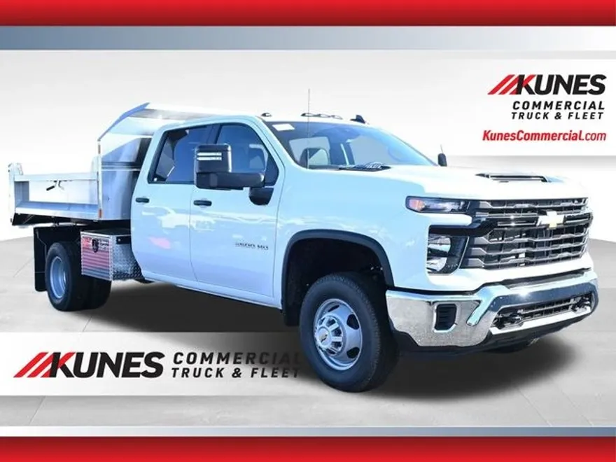 2025 Chevrolet Silverado 3500HD Work Truck photo 1
