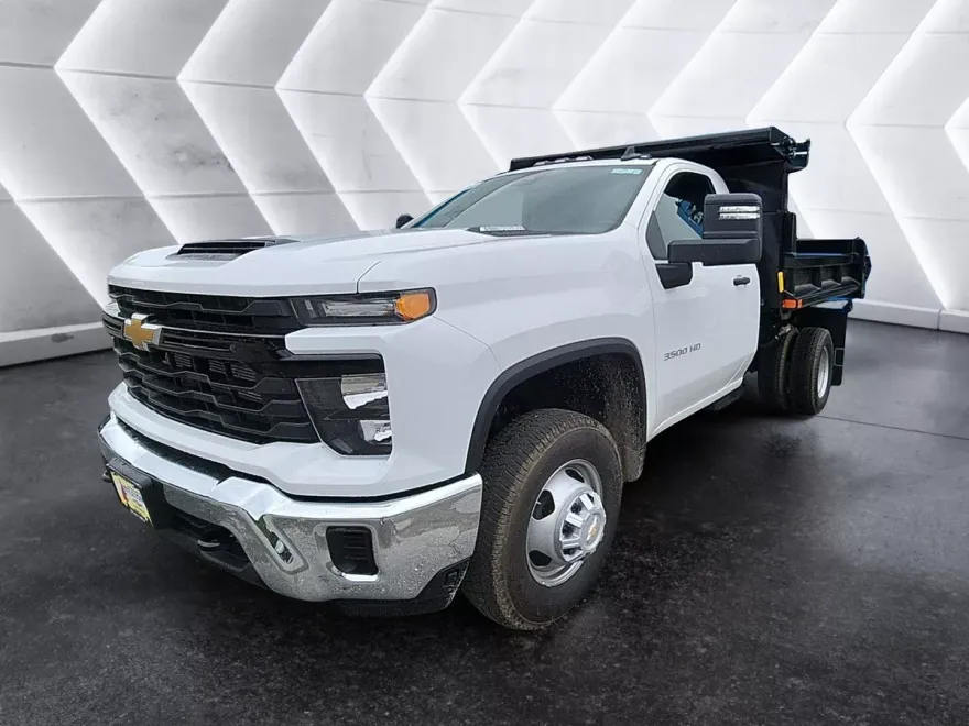 2025 Chevrolet Silverado 3500HD Work Truck photo 1